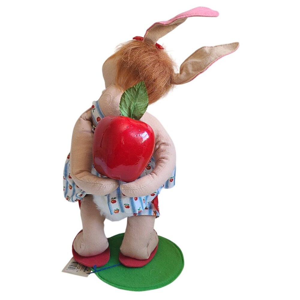 Annalee Mobilitee Country Girl Bunny Holding Apple Vintage 1995 Dolls 18" - Picture 5 of 13